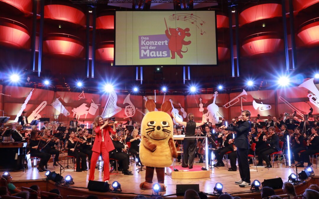 „Hier kommt die Maus“ – Streichervororchester mit dem WDR-Symphonieorchester im Fernsehen