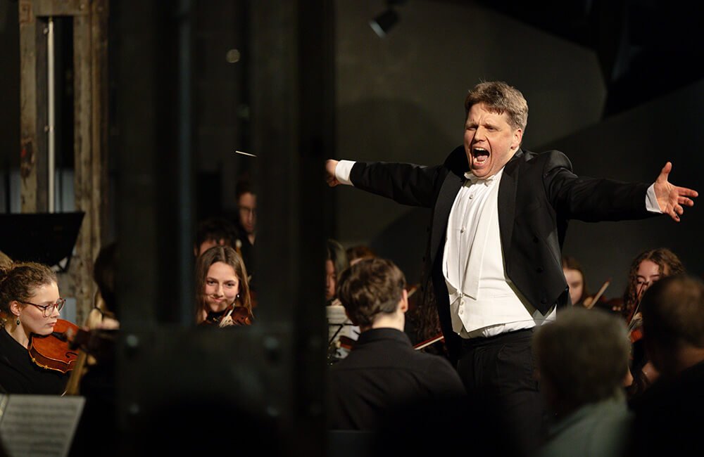 Kammerphilharmonie-"Musica Viva" Leitung Tobias Simon