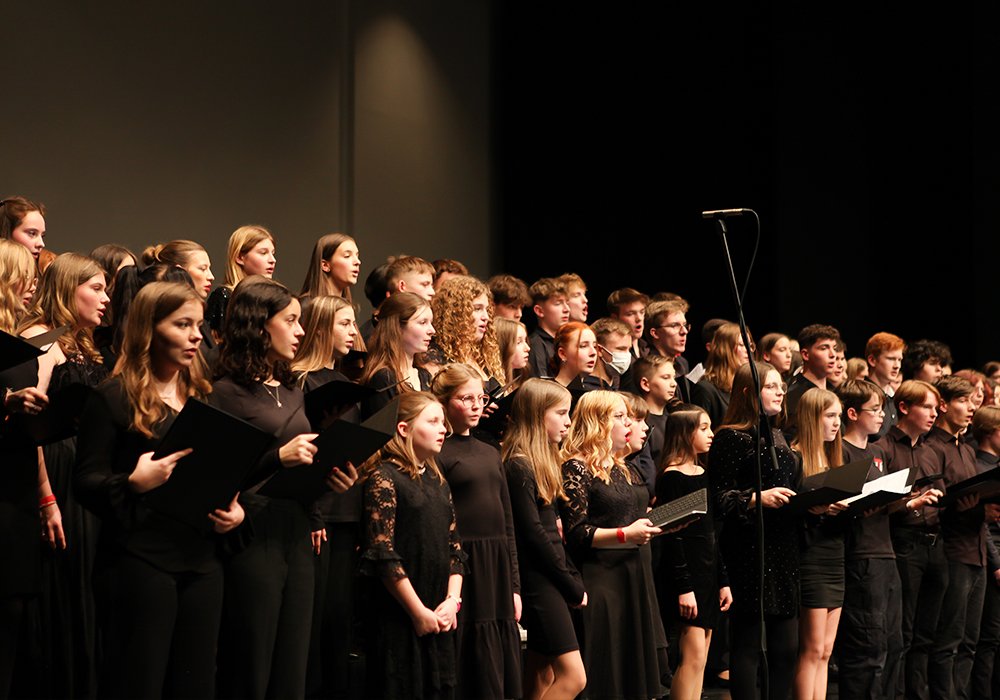 Der Oberstufenchor des Landesmusikgymnasiums Art of the Voice.